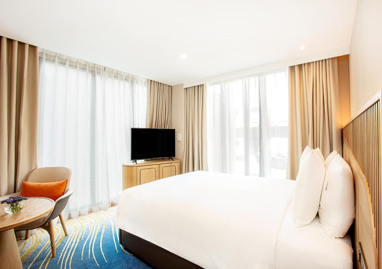 Holiday Inn Express & Suites Bangkok Central Pier By Ihg Exterior foto