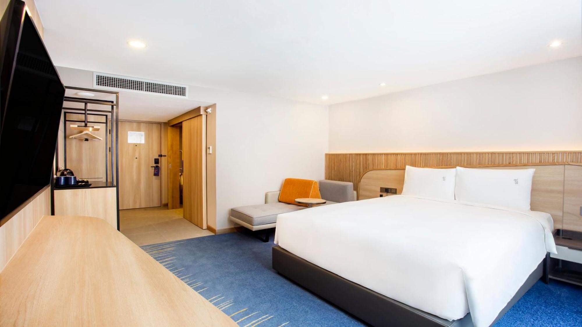 Holiday Inn Express & Suites Bangkok Central Pier By Ihg Exterior foto